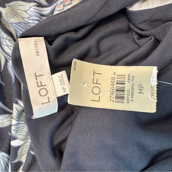 NWT LOFT Navy Floral Mini Dress MP - Picture 9 of 15